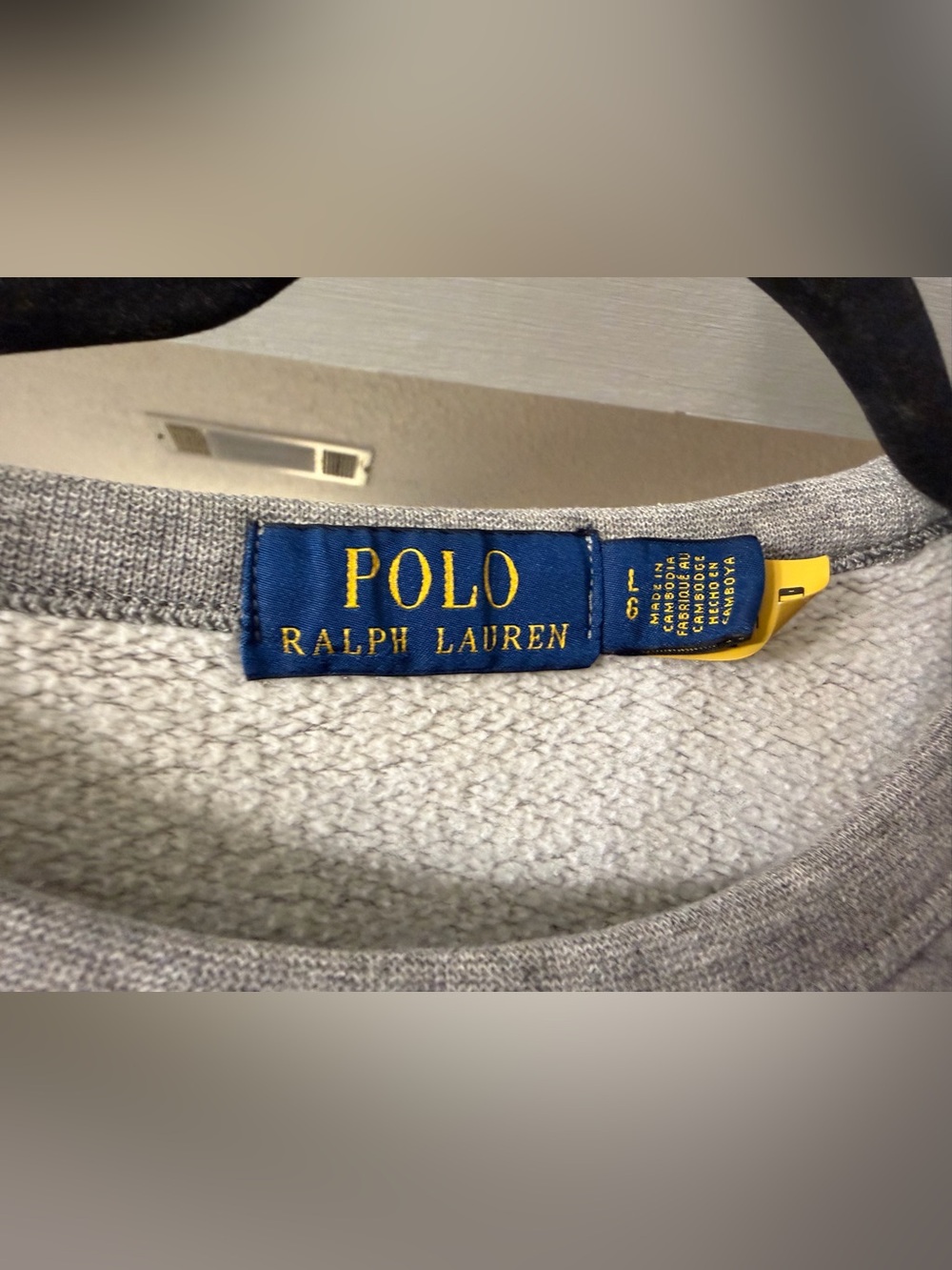 Ralph Lauren Gray Crewneck Sweatshirt with Red Polo Appliqué - Picture 4 of 5